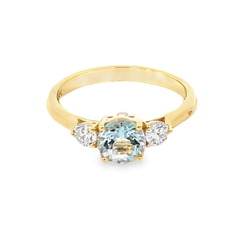 Front view of 0.80ct Round Cut Aquamarine Engagement Ring