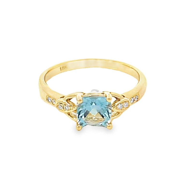 Front view of 1.20ct Cushion Cut Aquamarine Engagement Ring