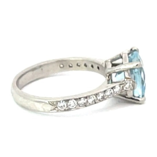 Side view of 1.54ct Natural Aquamarine Engagement Ring, Platinum