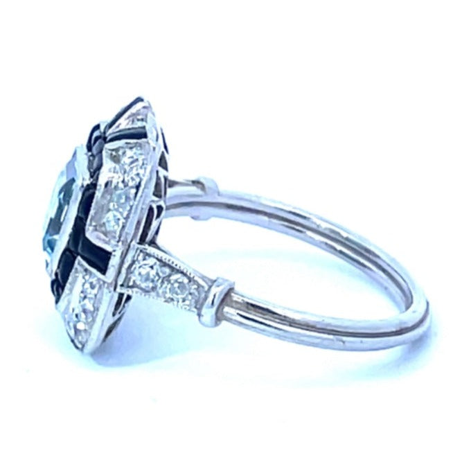 Side view of 1.08ct Asscher Cut Aquamarine Engagement Ring, Platinum