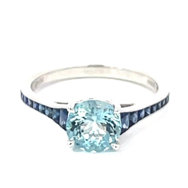 Front view of 1.24ct Round Cut Aquamarine Engagement Ring, Platinum