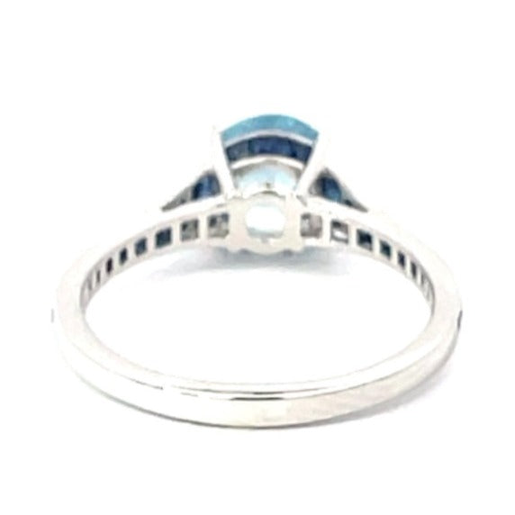 Back view of 1.24ct Round Cut Aquamarine Engagement Ring, Platinum