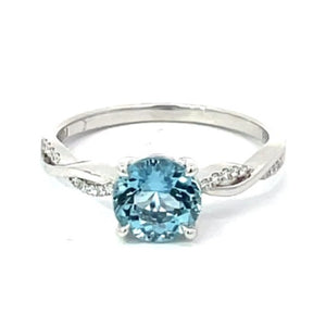 Front view of 1.16ct Round Cut Aquamarine Engagement Ring, Platinum