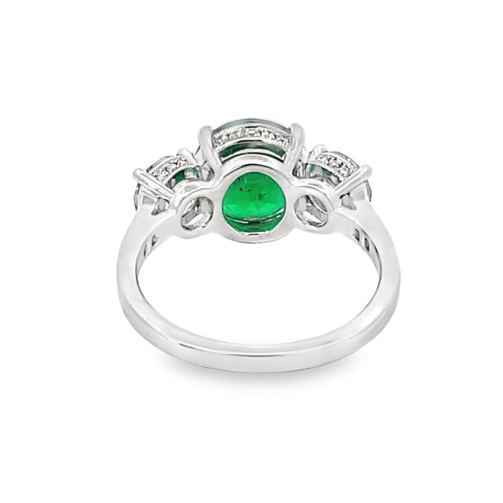 Back view of 2.48ct Round Cut Natural Green Emerald Engagement Ring
