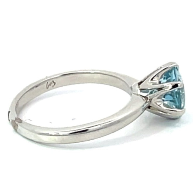 Side view of 1.62ct Round Cut Natural Aquamarine Solitaire Ring, Platinum