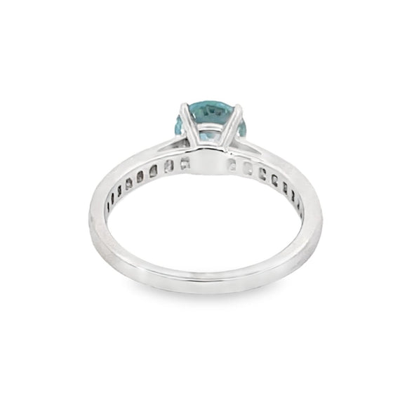 Front view of 1.06ct Round Cut Aquamarine Engagement Ring