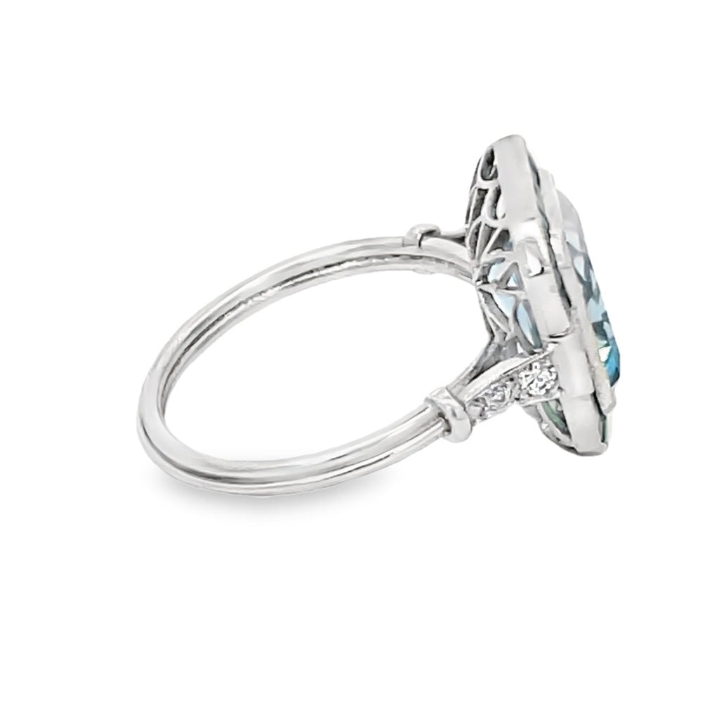 Side view of 2.86ct Natural Aquamarine Cocktail Ring
