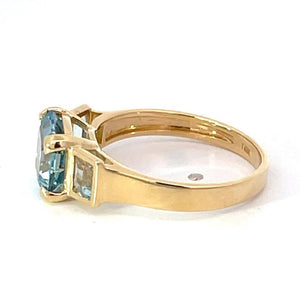 Side view of 1.32ct Asscher Cut Aquamarine Engagement Ring, 18k Yellow Gold